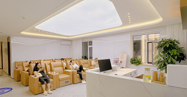 舒适环境、音乐舒缓、空气清新、服务体贴，如沐春风身心放松